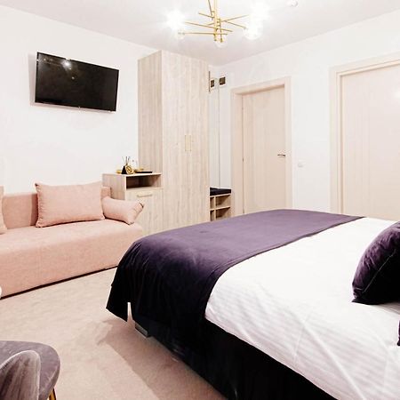 Liane Boutique Hotel คัมพูลุง โมลโดเวเนสค์ ภายนอก รูปภาพ