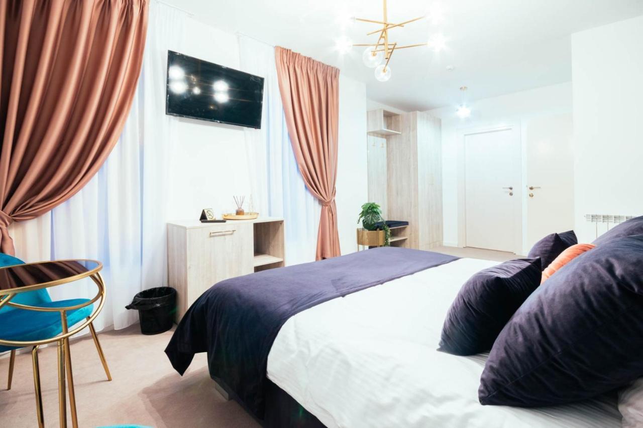 Liane Boutique Hotel คัมพูลุง โมลโดเวเนสค์ ภายนอก รูปภาพ